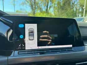 Volkswagen Golf (2022) thumbnail 29