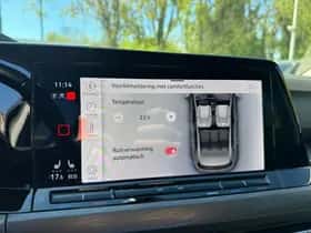 Volkswagen Golf (2022) thumbnail 42