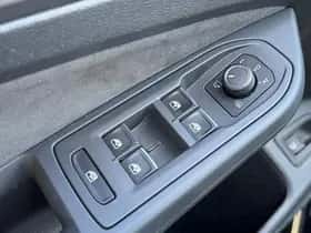 Volkswagen Golf (2022) thumbnail 13