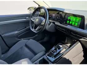 Volkswagen Golf (2022) thumbnail 16
