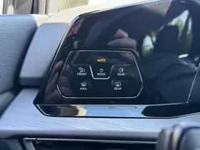 Volkswagen Golf (2022) thumbnail 19