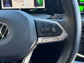 Volkswagen Golf (2022) thumbnail 25