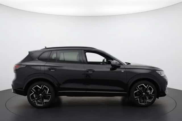 Volkswagen Tiguan (2025) thumbnail 4