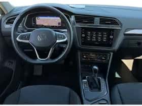 Volkswagen Tiguan (2022) thumbnail 13