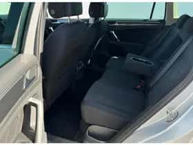 Volkswagen Tiguan (2022) thumbnail 10