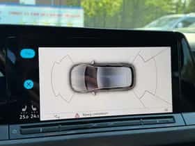 Volkswagen Golf (2022) thumbnail 29