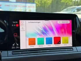 Volkswagen Golf (2022) thumbnail 36