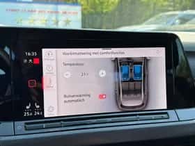 Volkswagen Golf (2022) thumbnail 42