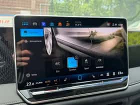 Volkswagen Tiguan (2025) thumbnail 37
