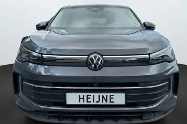 Volkswagen Tiguan (2025) thumbnail 5