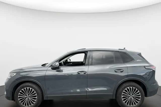 Volkswagen Tiguan (2025) thumbnail 6