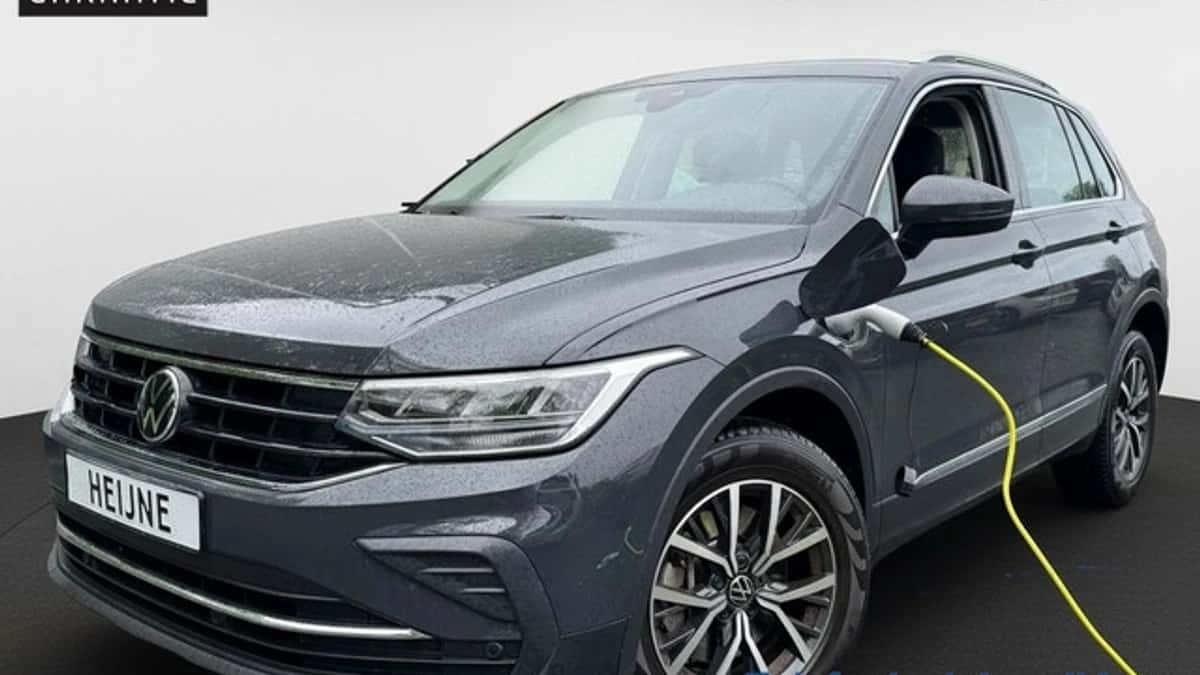 Volkswagen Tiguan (2022) — foto 1