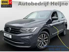 Volkswagen Tiguan (2022)