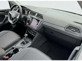 Volkswagen Tiguan (2022) thumbnail 12