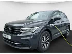 Volkswagen Tiguan (2022) thumbnail 8