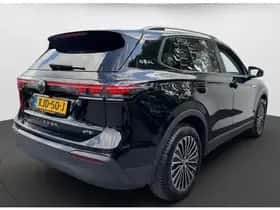 Volkswagen Tiguan (2025) thumbnail 9