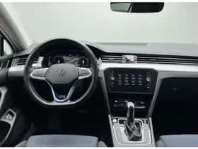 Volkswagen Passat (2021) thumbnail 11