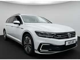 Volkswagen Passat (2021) thumbnail 12