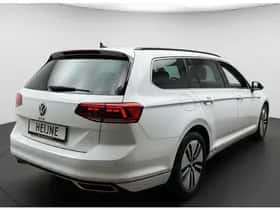 Volkswagen Passat (2021) thumbnail 13