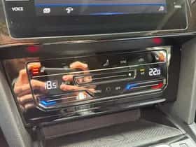 Volkswagen Passat (2021) thumbnail 26