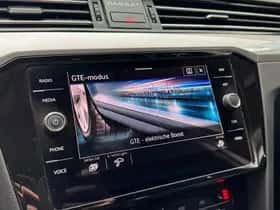 Volkswagen Passat (2021) thumbnail 33