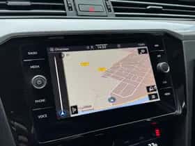 Volkswagen Passat (2021) thumbnail 36