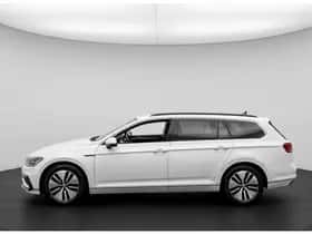 Volkswagen Passat (2021) thumbnail 7