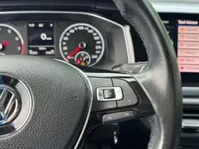 Volkswagen Polo (2017) thumbnail 23