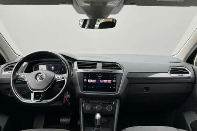 Volkswagen Tiguan (2020) thumbnail 2