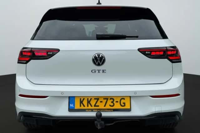 Volkswagen Golf (2025) thumbnail 6