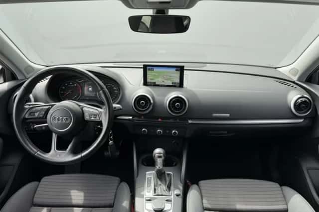 Audi A3 (2019) thumbnail 2