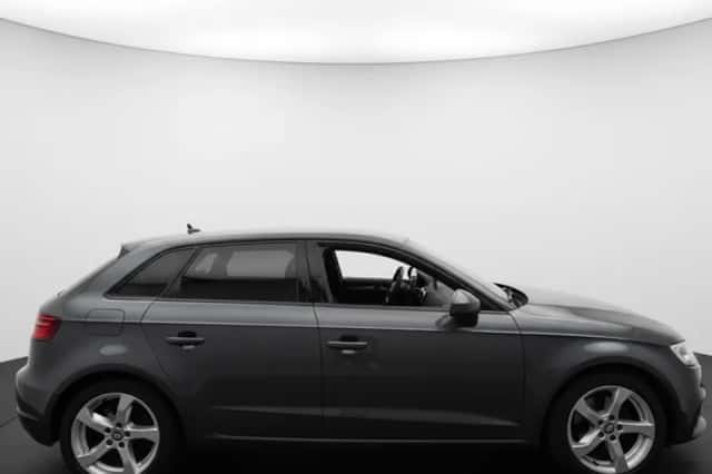 Audi A3 (2019) thumbnail 4