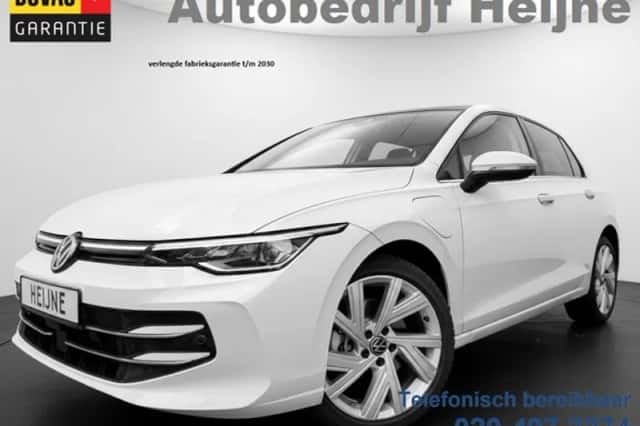 Volkswagen Golf (2025) thumbnail 1