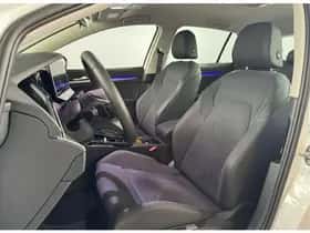 Volkswagen Golf (2025) thumbnail 17