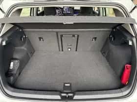 Volkswagen Golf (2025) thumbnail 20