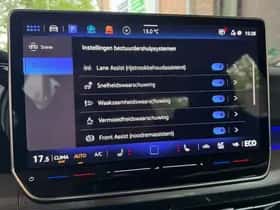 Volkswagen Golf (2025) thumbnail 36