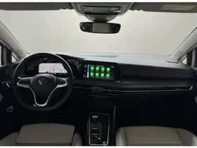Volkswagen Golf (2022) thumbnail 11