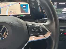 Volkswagen Golf (2022) thumbnail 27