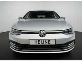 Volkswagen Golf (2022) thumbnail 5
