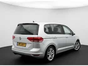 Volkswagen Touran (2018) thumbnail 3