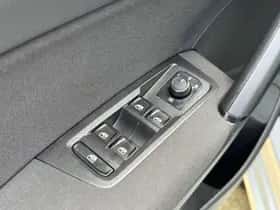 Volkswagen Touran (2018) thumbnail 23
