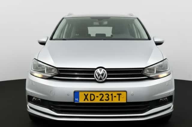 Volkswagen Touran (2018) thumbnail 6