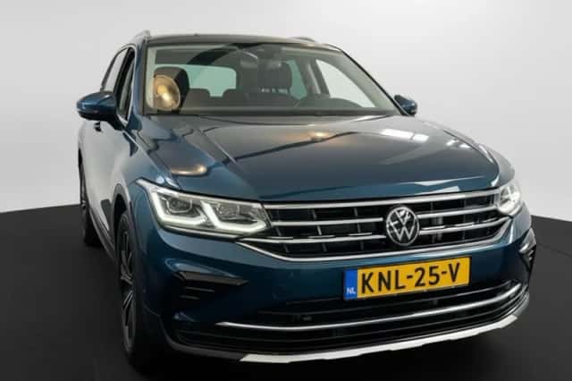Volkswagen Tiguan (2022) thumbnail 3