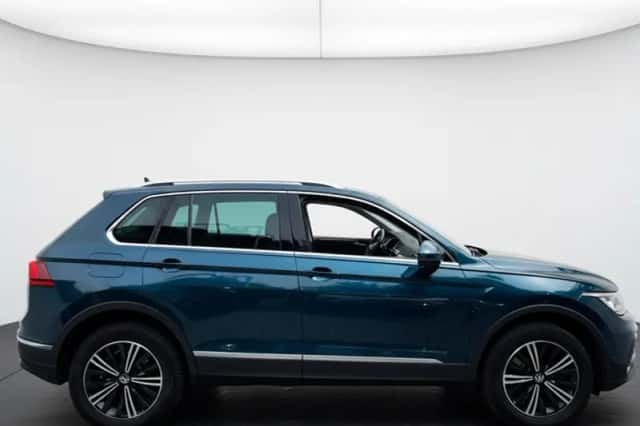 Volkswagen Tiguan (2022) thumbnail 5