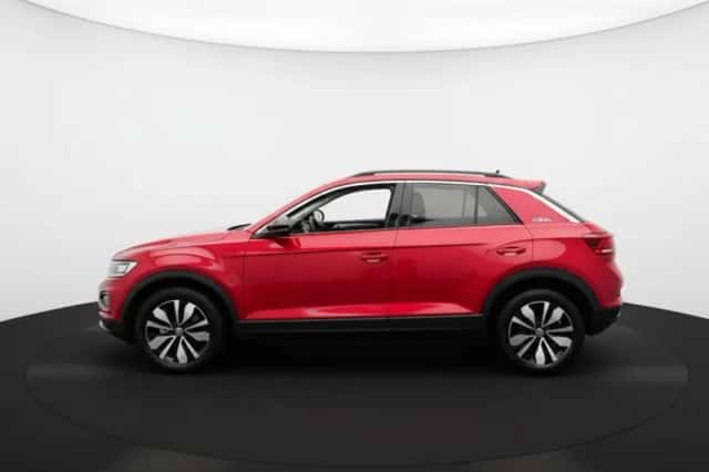 Volkswagen T-Roc (2024) thumbnail 6