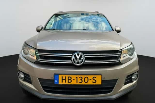 Volkswagen Tiguan (2015) thumbnail 5