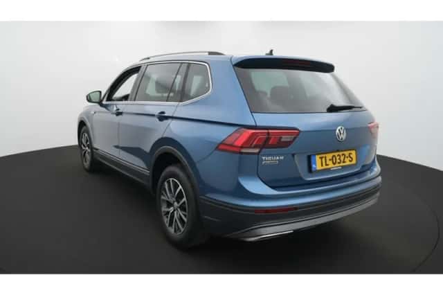 Volkswagen Tiguan (2018) thumbnail 4