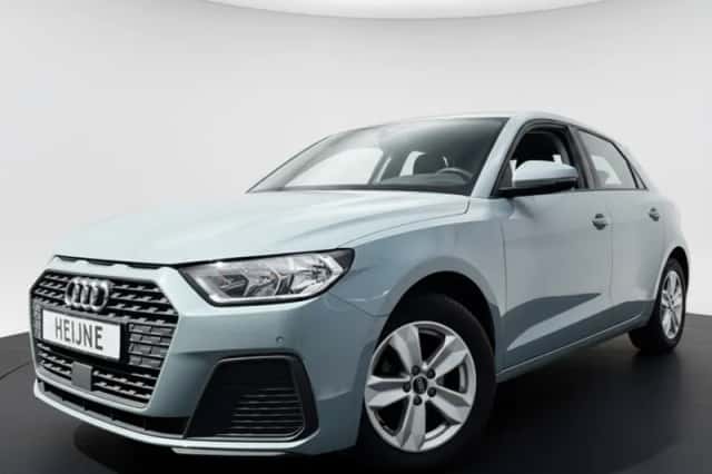 Audi A1 (2023) thumbnail 2