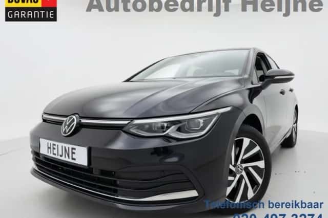 Volkswagen Golf (2023) thumbnail 1