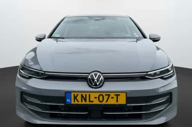 Volkswagen Golf (2025) thumbnail 5